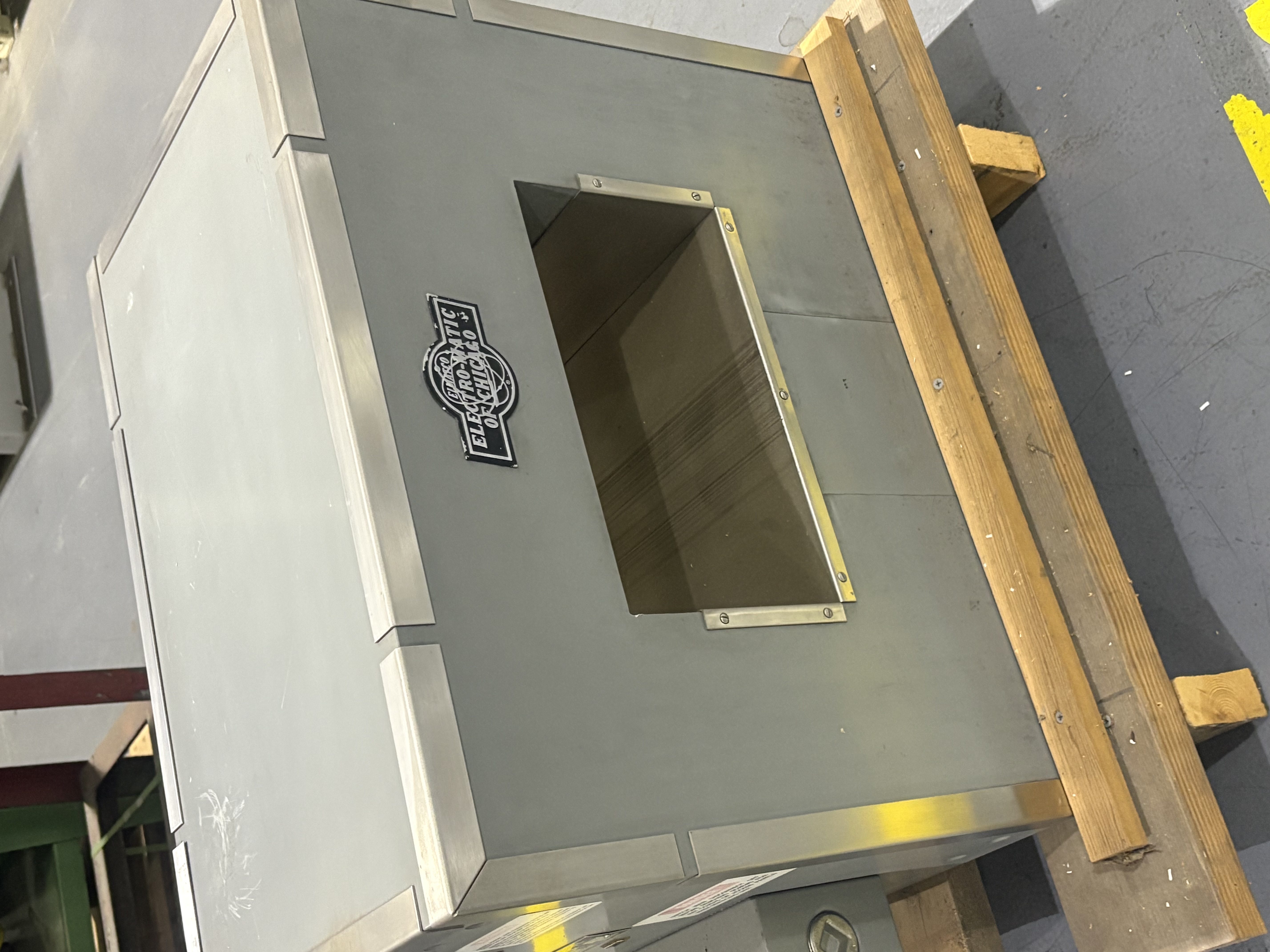 Electro-Matic LA 50-4 Pass Through Demagnetizer