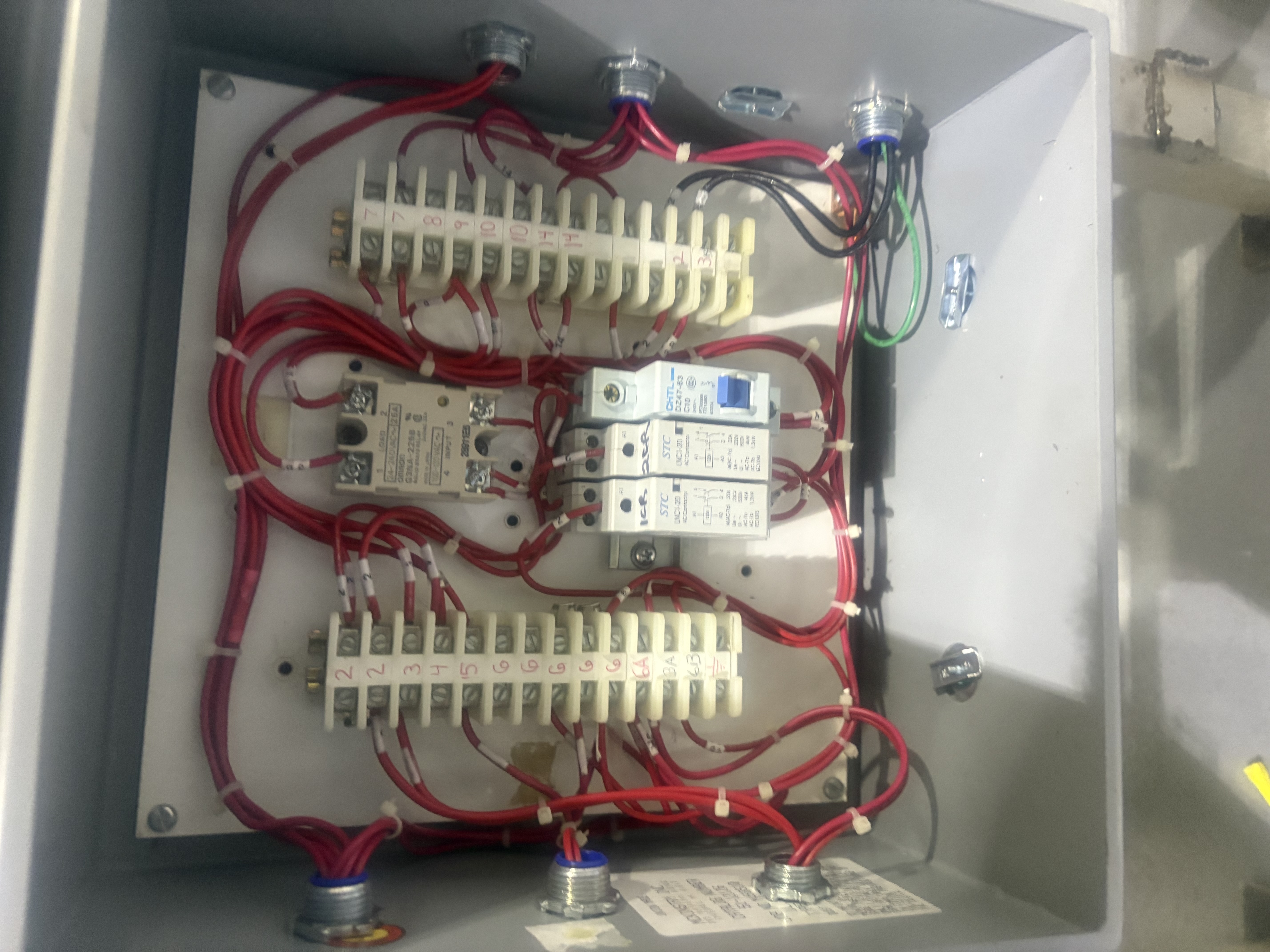 Electro-Matic LAC 150 CONTINUOUS duty Demag with conveyor