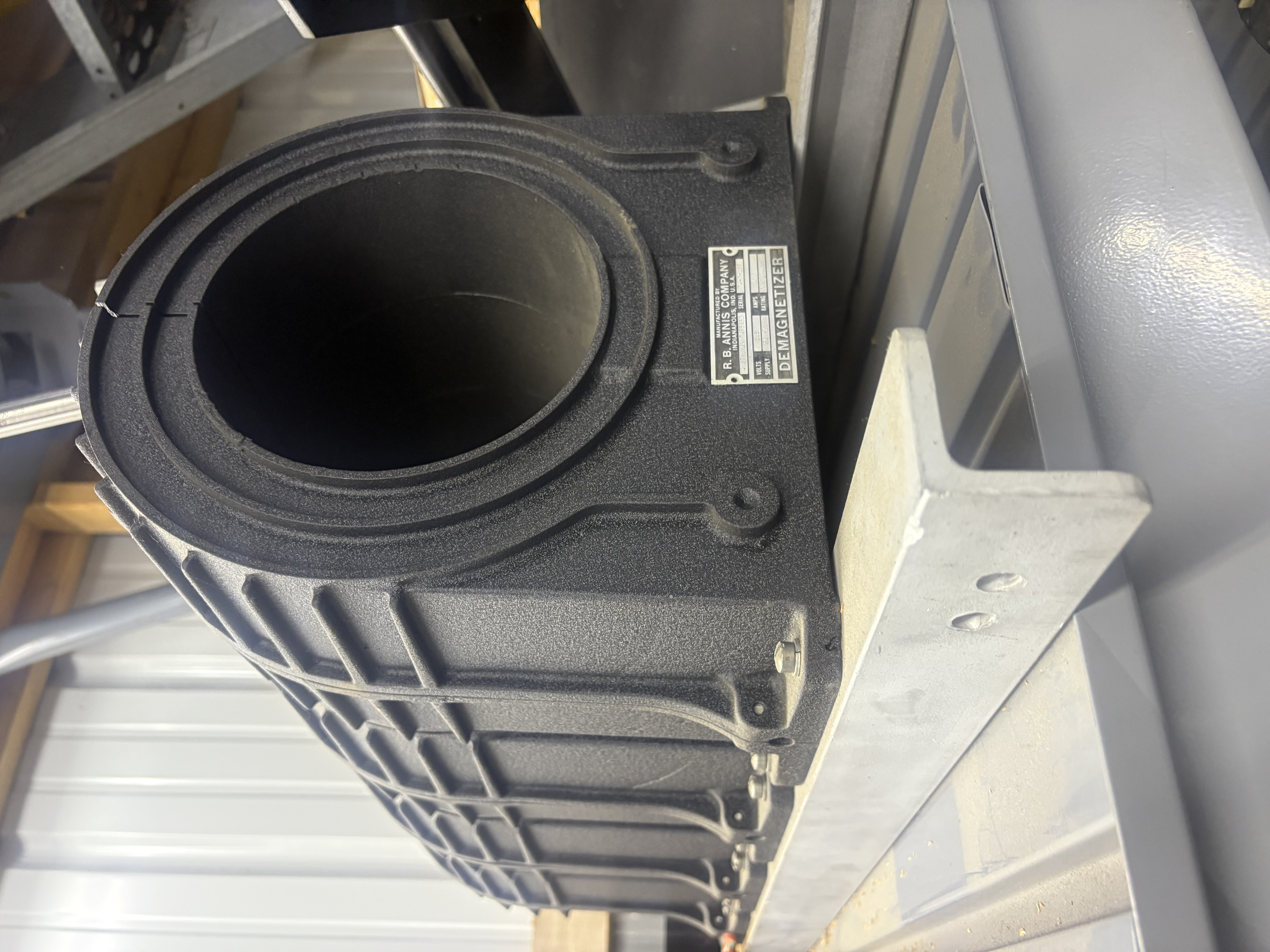 RB Annis 4 Station Tapered Demags