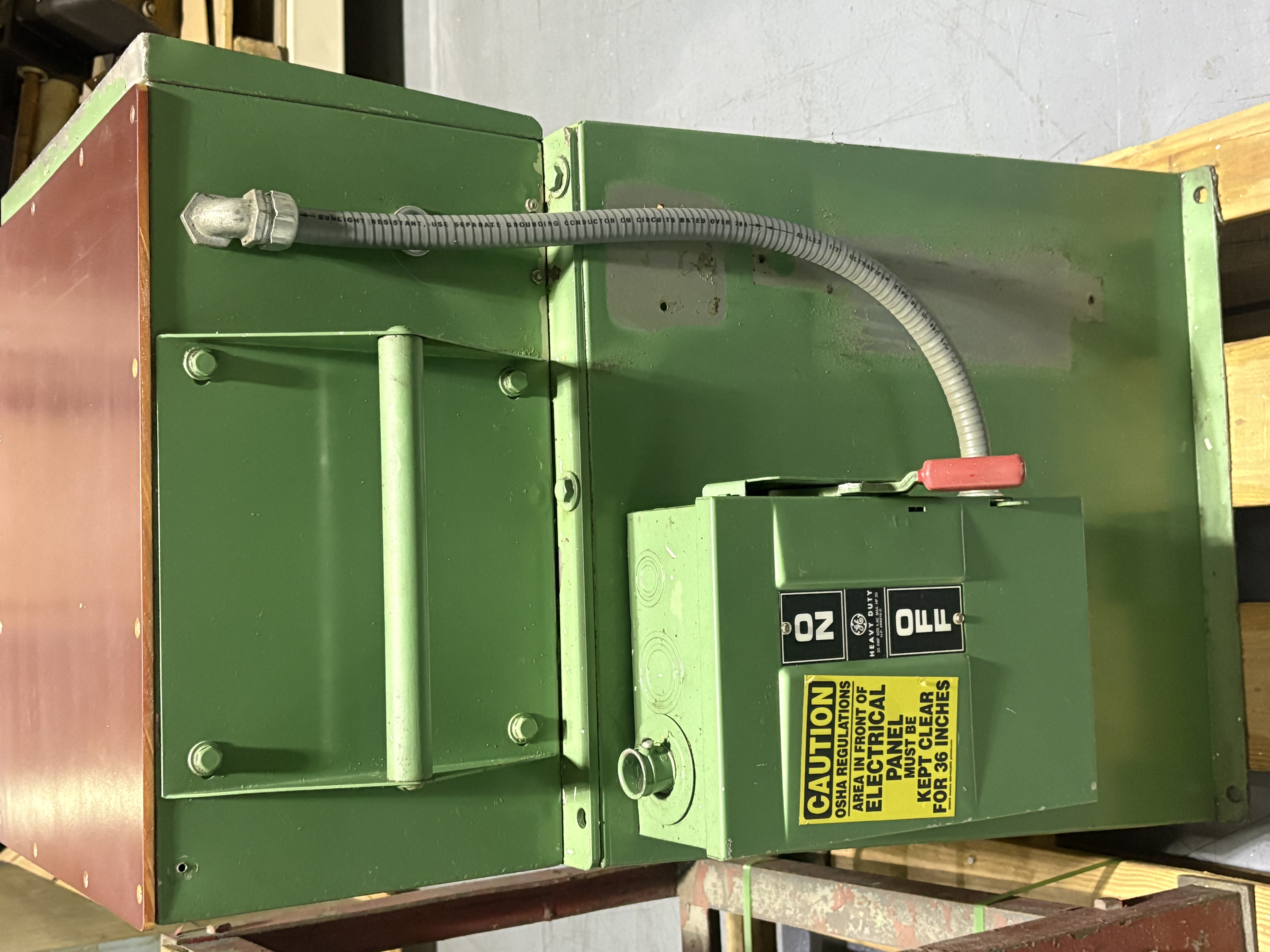 Electro-Matic A1-7-4 Continuous Duty Surface style Demagnetizer