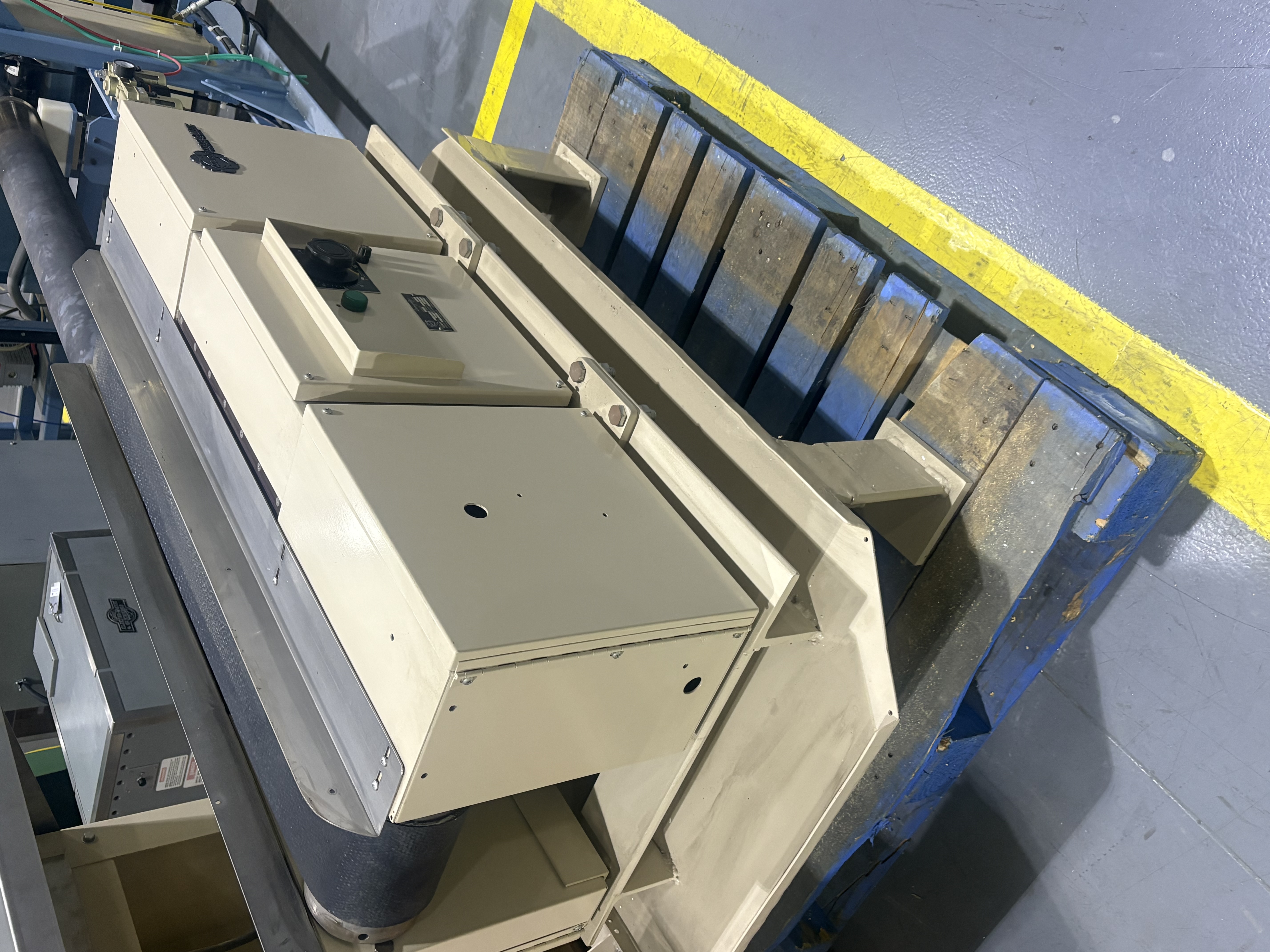 Electro-Matic OA1-6VB Conveyor Demagnetizer