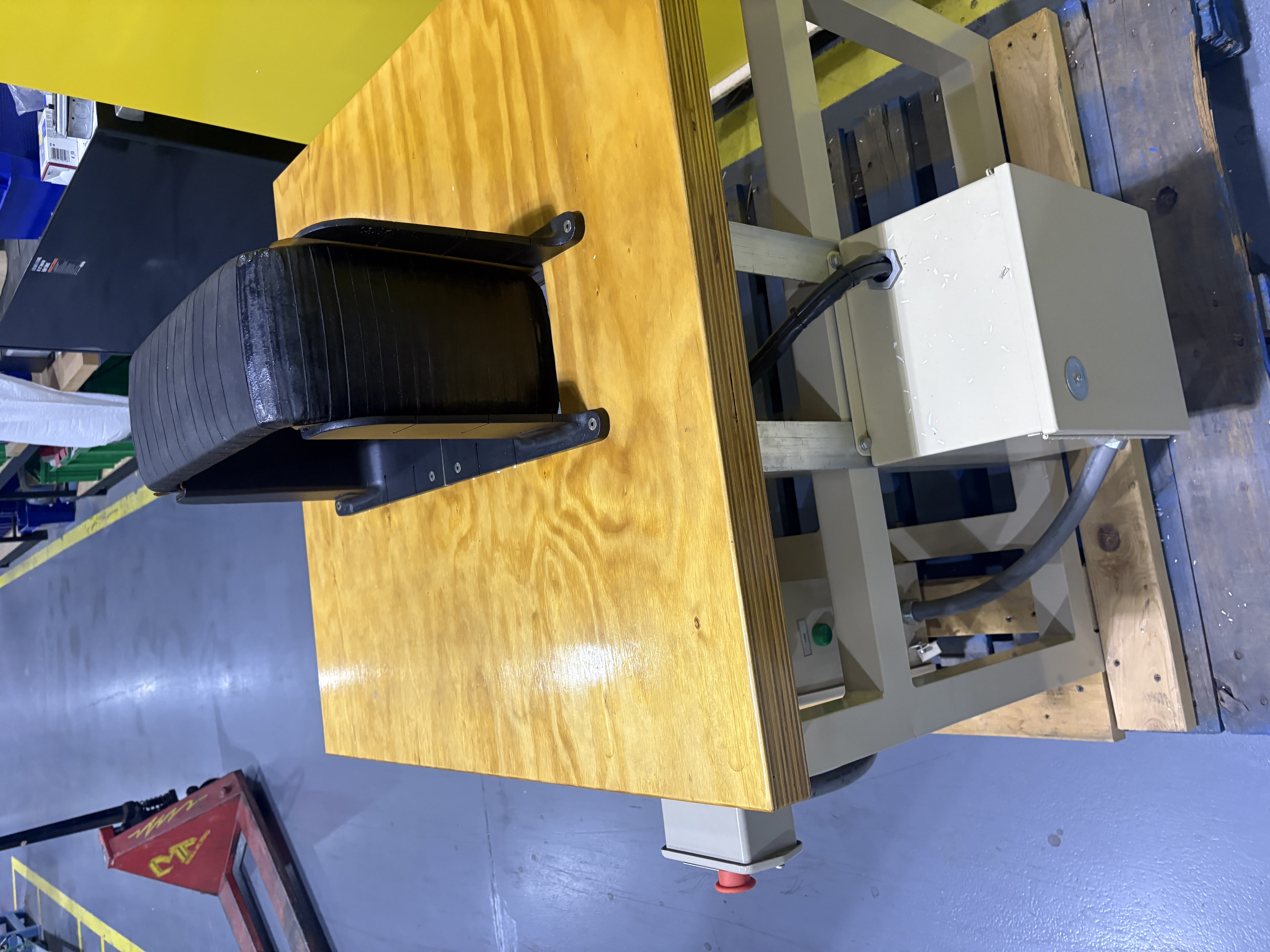 RB Annis 10" x 14"  Demag Feature Packed